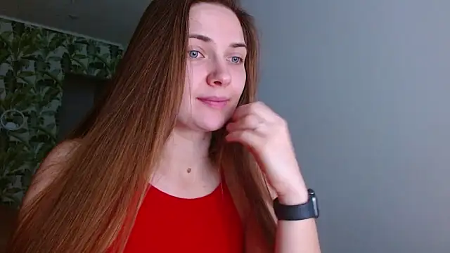 Snapshot of Olivia_shine chatting on January 29, 2025, 5:30 am Olivia shine online show from January 29, 2025, 5:30 am