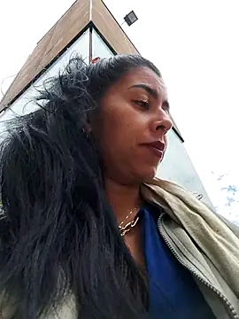 Emily Wane online show from October 29, 2025, 5:04 pm