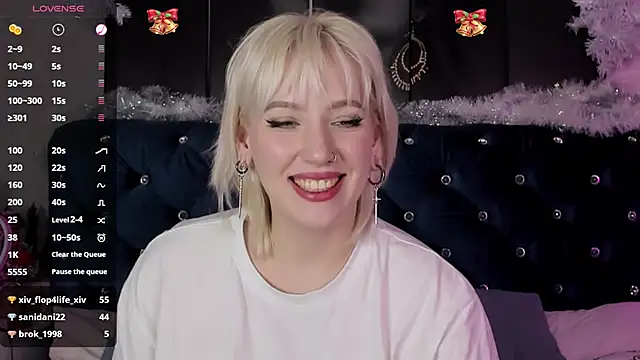 Snapshot of RachelCart chatting on January 15, 2025, 7:05 am RachelCart online show from January 15, 2025, 7:05 am