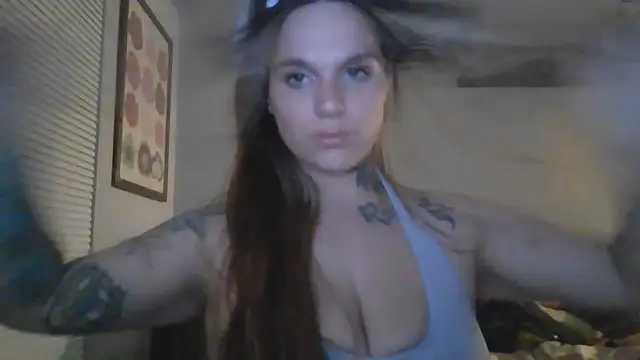 Snapshot of Loukoumonte chatting on November 23, 2025, 4:23 am Loukoumonte online show from November 23, 2025, 4:23 am