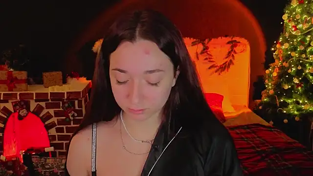 YasmineWest online show from December 15, 2025, 1:54 am