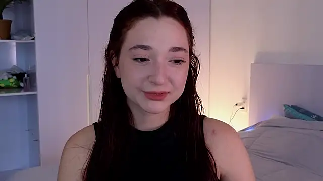 YasmineWest online show from June 27, 2026, 1:10 am