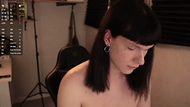 carthylovvve online show from March 19, 2025, 10:09 pm