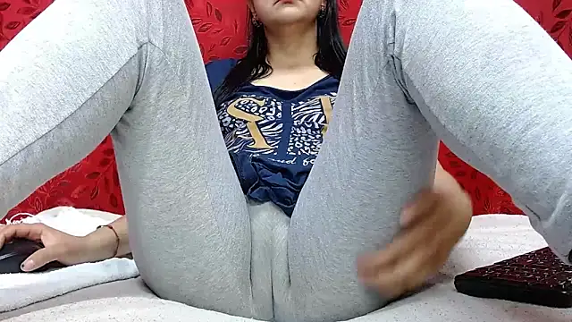 Snapshot of MELANIE_SEX69 chatting on October 28, 2025, 9:28 pm MELANIE SEX69 online show from October 28, 2025, 9:28 pm