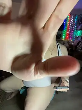 fatfabulous1981 online show from January 19, 2025, 6:53 am