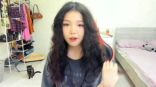 wastforu online show from November 12, 2025, 8:48 am