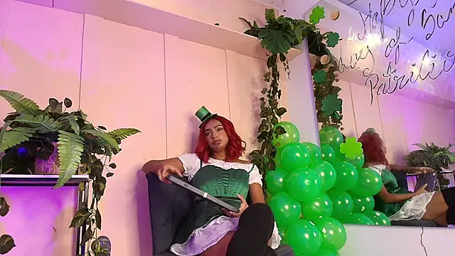 saray mardez online show from March 17, 2025, 3:29 pm