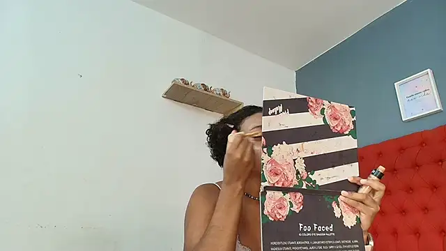 saray mardez online show from September 15, 2025, 12:05 pm