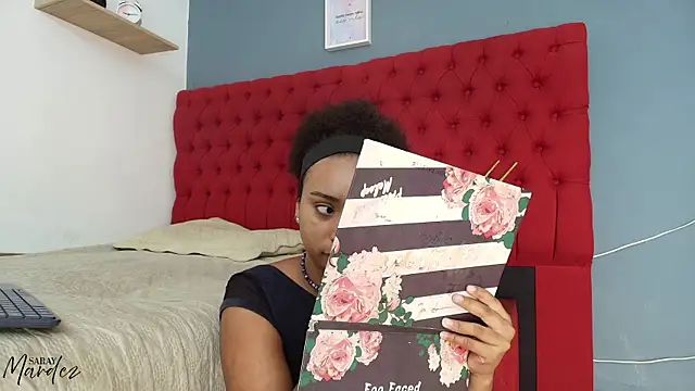 saray mardez online show from September 18, 2025, 12:07 pm