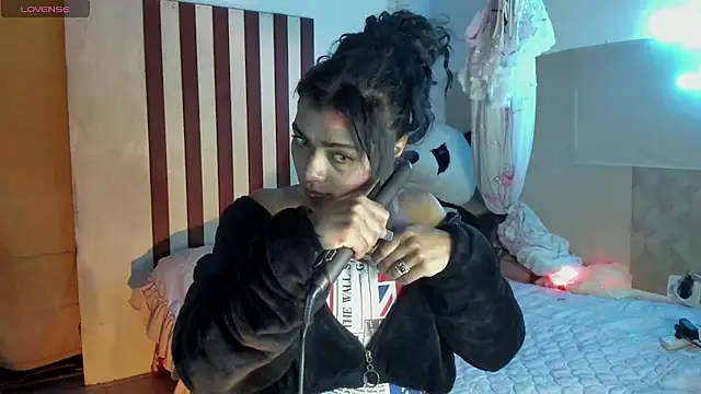 Lilithsabeth online show from October 11, 2025, 4:49 pm