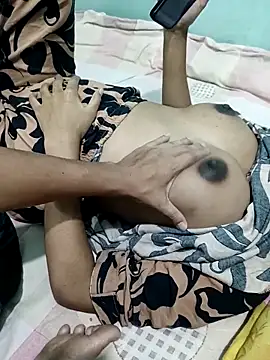 Snapshot of Tujo_islam chatting on November 29, 2025, 5:49 pm Tujo islam online show from November 29, 2025, 5:49 pm