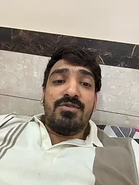 hornyguy271192 online show from February 12, 2026, 9:15 am