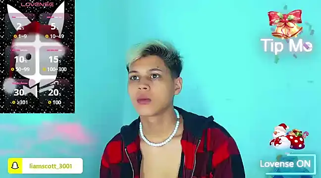 Liamscott  online show from December 19, 2024, 11:25 pm