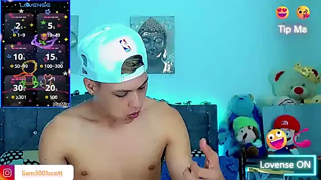 Liamscott  online show from November 20, 2025, 8:30 pm