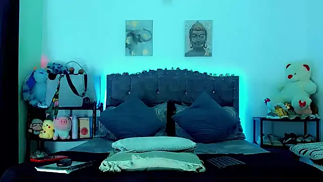 Liamscott  online show from February 7, 2026, 7:39 pm