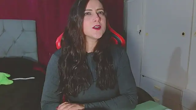 Snapshot of Noamartin_ chatting on October 9, 2025, 1:25 am Noamartin online show from October 9, 2025, 1:25 am