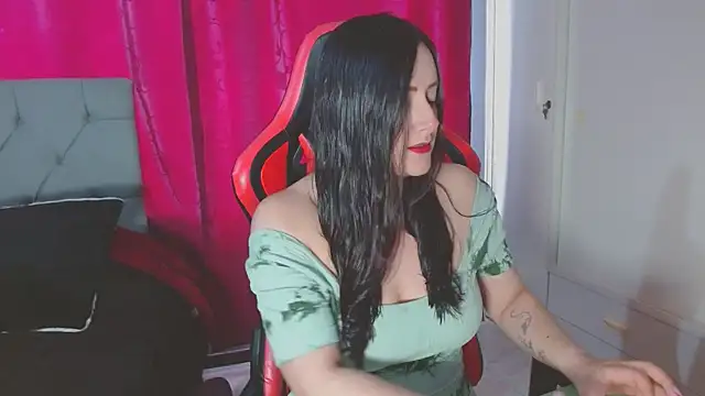 Snapshot of Noamartin_ chatting on November 27, 2025, 8:55 pm Noamartin online show from November 27, 2025, 8:55 pm