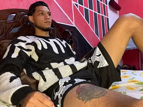 tanned boy online show from April 16, 2026, 9:54 am