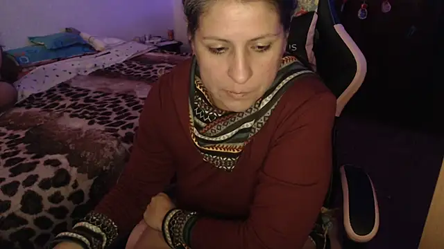 Snapshot of LucifernandaSw chatting on April 5, 2026, 8:44 am LucifernandaSw online show from April 5, 2026, 8:44 am