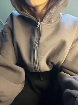 hotAssHell  online show from January 21, 2025, 8:11 pm