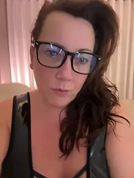 Snapshot of xsexycurvymilf chatting on January 16, 2025, 7:10 pm xsexycurvymilf online show from January 16, 2025, 7:10 pm