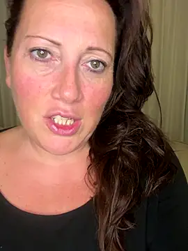 xsexycurvymilf online show from October 2, 2025, 6:26 pm