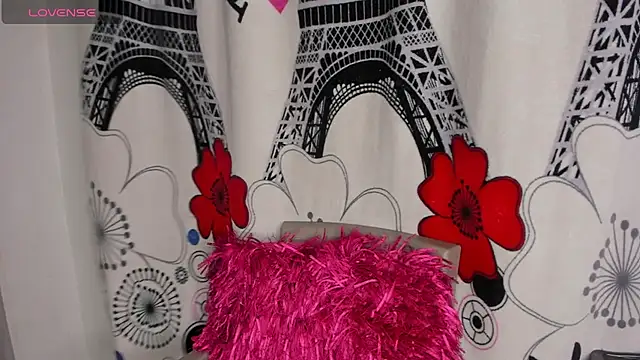 Snapshot of hanaa_18 chatting on October 22, 2025, 7:13 pm hanaa 18 online show from October 22, 2025, 7:13 pm