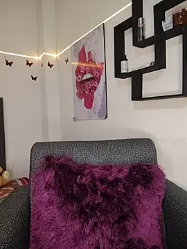 Snapshot of hanaa_18 chatting on November 11, 2025, 2:22 am hanaa 18 online show from November 11, 2025, 2:22 am