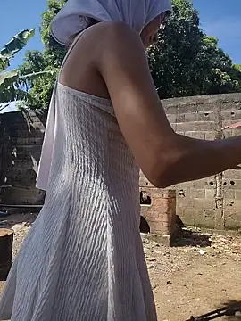 hanaa 18 online show from December 3, 2025, 2:59 pm