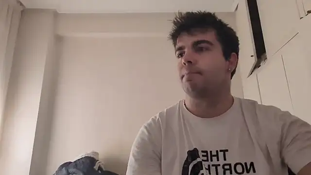 Snapshot of zzzz78925 chatting on September 14, 2025, 8:13 am zzzz78925 online show from September 14, 2025, 8:13 am