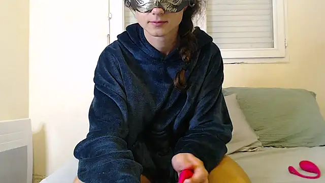 asphodelex online show from October 30, 2025, 1:23 pm