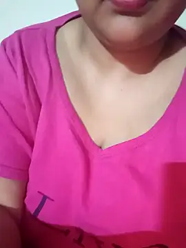 Snapshot of _Redwine_ chatting on February 6, 2025, 12:22 am Redwine online show from February 6, 2025, 12:22 am