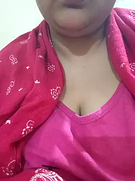 Snapshot of _Redwine_ chatting on February 6, 2025, 2:37 pm Redwine online show from February 6, 2025, 2:37 pm