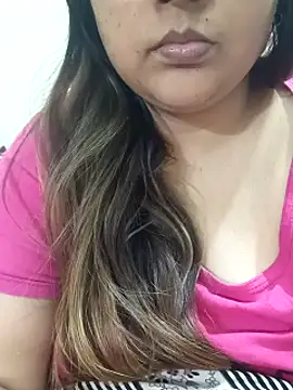 Snapshot of _Redwine_ chatting on February 6, 2025, 6:13 pm Redwine online show from February 6, 2025, 6:13 pm