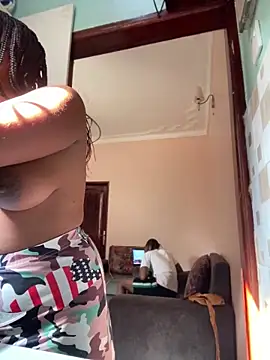 Snapshot of Dellah26 chatting on March 4, 2025, 6:37 am Dellah26 online show from March 4, 2025, 6:37 am