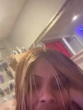 Snapshot of Your_Going2Luv_Me chatting on January 25, 2025, 11:13 am Your Going2Luv Me online show from January 25, 2025, 11:13 am