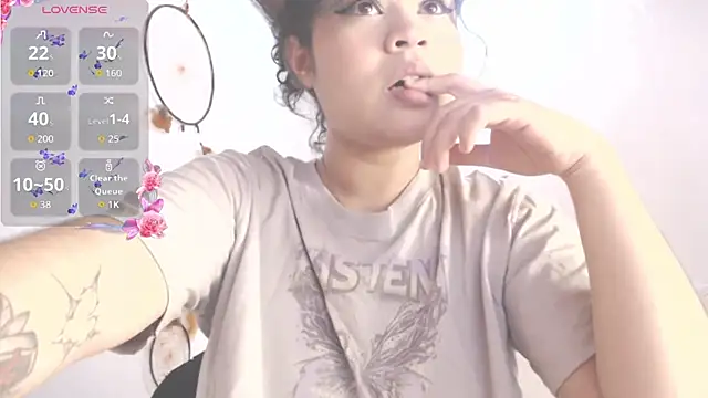 Amara18  online show from October 4, 2025, 8:56 am