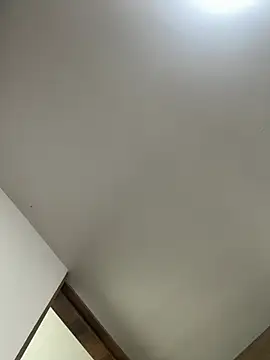 Snapshot of Amareto_ chatting on February 14, 2026, 8:11 am Amareto online show from February 14, 2026, 8:11 am