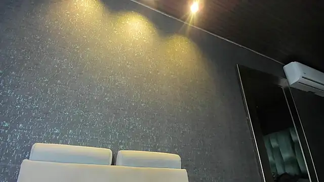 Snapshot of Amareto_ chatting on February 27, 2026, 9:09 am Amareto online show from February 27, 2026, 9:09 am