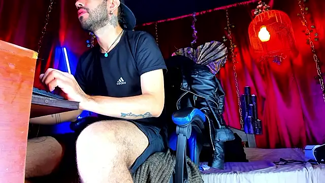 LatinMilk  online show from January 14, 2026, 7:52 pm