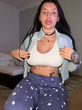sexynalaa online show from January 7, 2025, 2:19 pm