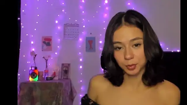 Snapshot of cute_roxana_ chatting on February 28, 2025, 11:12 pm cute roxana online show from February 28, 2025, 11:12 pm