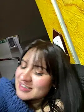 Snapshot of dannarossy_ chatting on December 3, 2024, 7:54 am dannarossy online show from December 3, 2024, 7:54 am