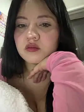Snapshot of dannarossy_ chatting on September 19, 2025, 10:05 am dannarossy online show from September 19, 2025, 10:05 am