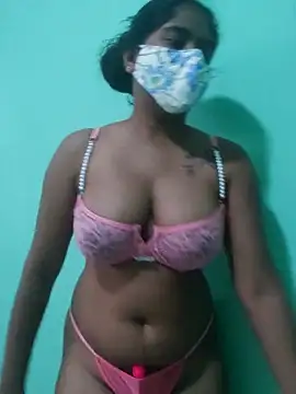 Kunchiii online show from June 12, 2026, 6:34 am