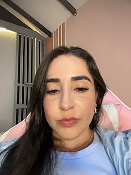 Victoria-And1 online show from April 5, 2026, 1:14 am