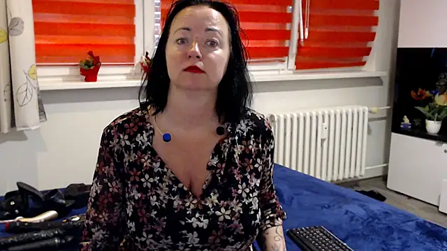 Alexie33 online show from June 1, 2026, 7:43 am