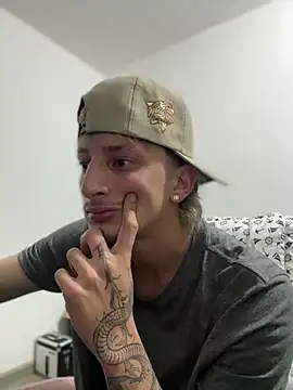 Snapshot of Scott_sex7 chatting on February 21, 2026, 4:02 am Scott sex7 online show from February 21, 2026, 4:02 am