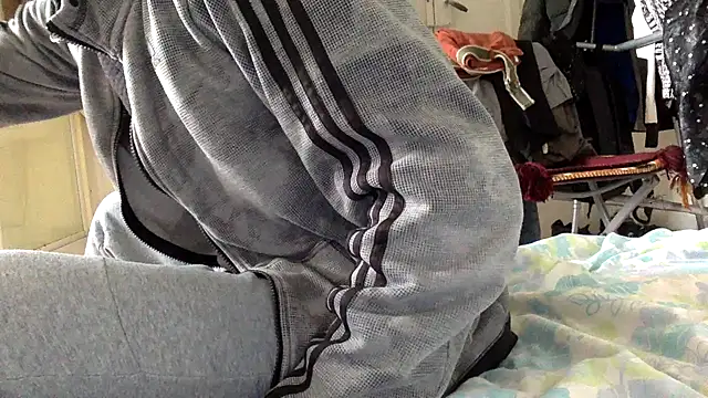 molozeb online show from February 24, 2026, 2:04 pm