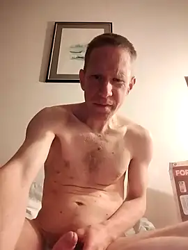 Snapshot of Blondinet92 chatting on February 14, 2025, 6:40 pm Blondinet92 online show from February 14, 2025, 6:40 pm